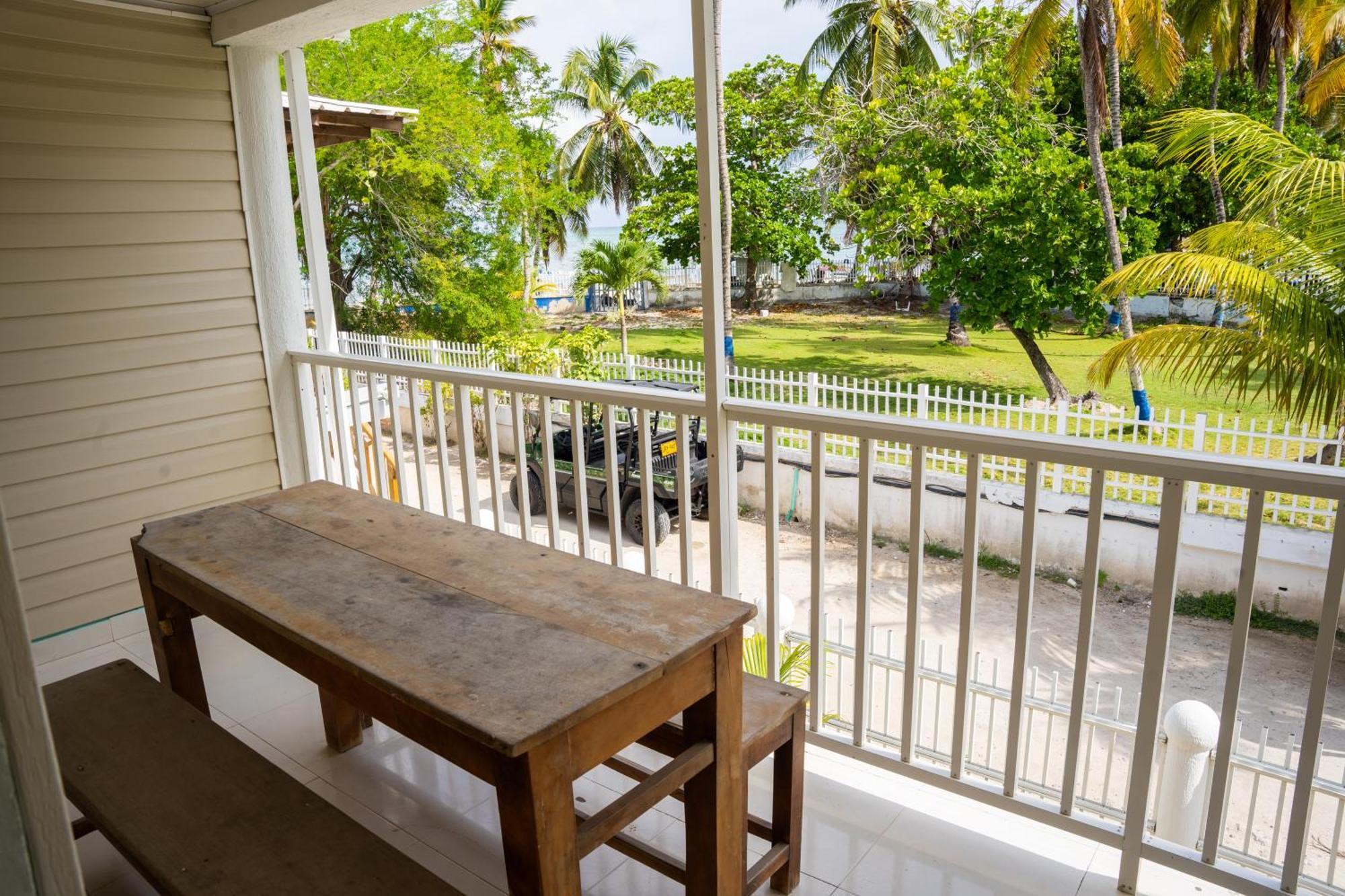 Rocky Cay Lodging Hotel San Andres  Exterior photo